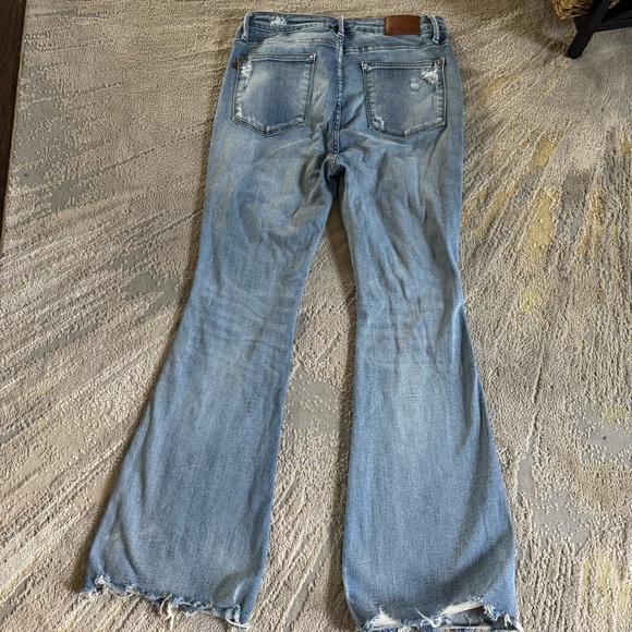 Judy Blue flare jeans Mid Rise Tummy Control distressed Denim Jeans 88594 32 - Picture 10 of 14